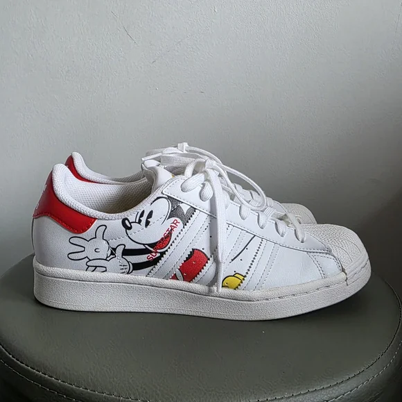 Adidas x Disney Mickey Mouse Superstar Sneakers Unisex 7M | 8.5W - Picture 2 of 13